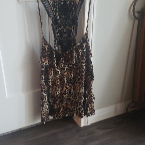 Top - Picture 3 of 3